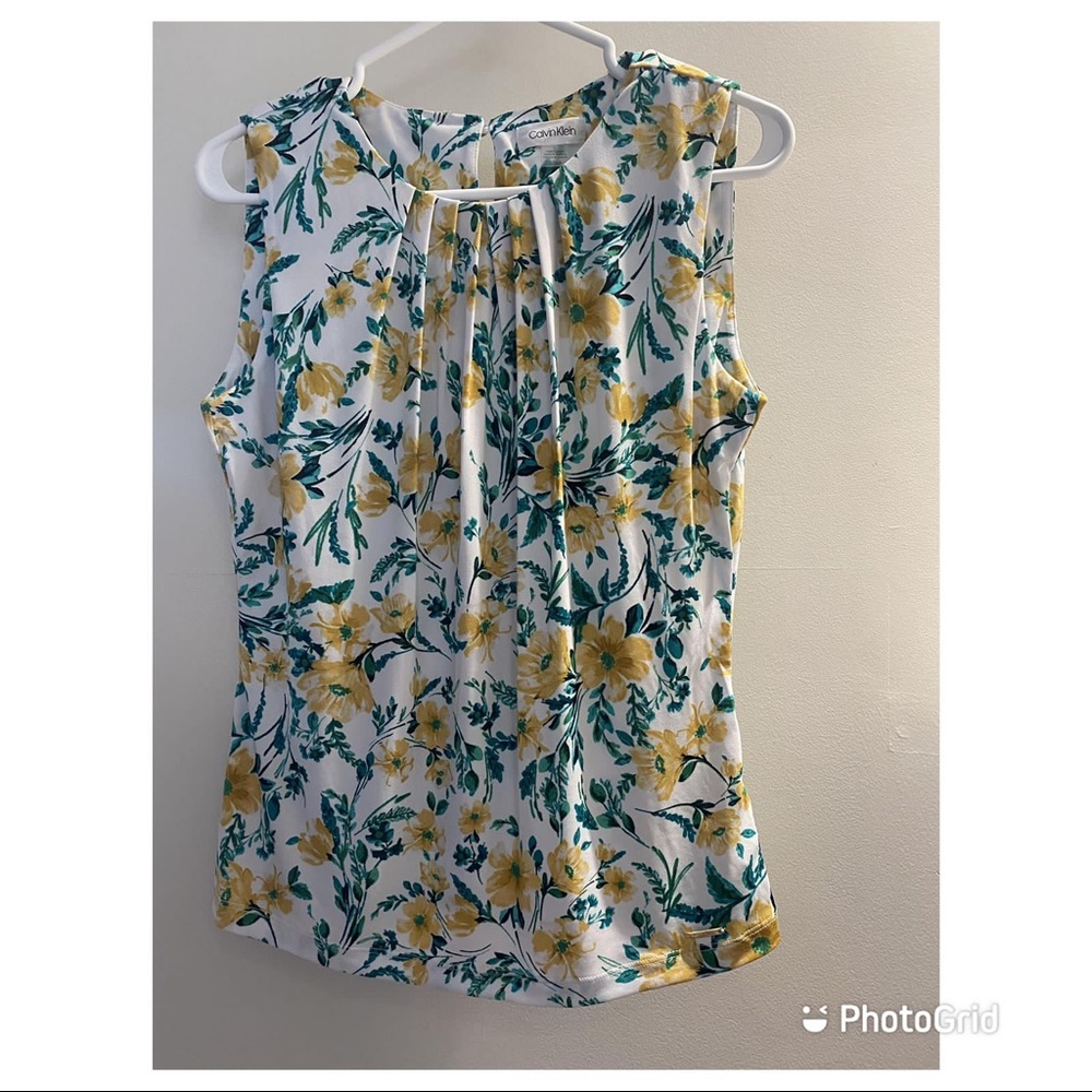CK Sleeveless Top